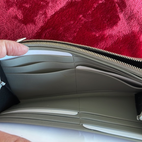 🎉hp🎉New BALENZIAGA bifold wallet - Picture 5 of 11